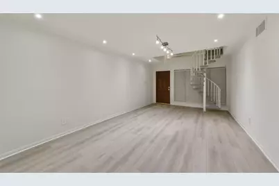 2507 Montrose Boulevard #50, Houston, TX 77006 - Photo 8