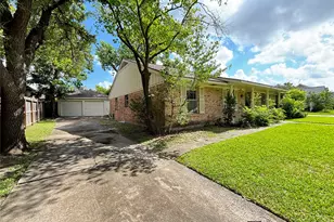 12342 Barryknoll Ln, Houston, TX 77024 - Photo 26
