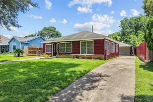 7527 Vista Verde St, Houston, TX 77087 - Photo 2