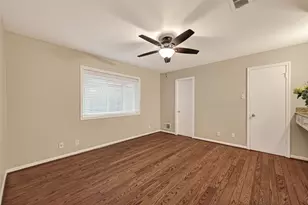 11007 Ella Lee Ln, Houston, TX 77042 - Photo 26