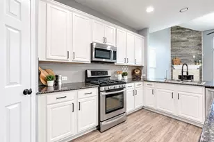 2214 Sterling Oaks Dr, Rosharon, TX 77583 - Photo 8
