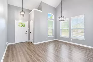 2214 Sterling Oaks Dr, Rosharon, TX 77583 - Photo 4