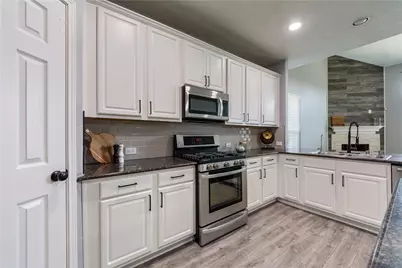 2214 Sterling Oaks Drive, Rosharon, TX 77583 - Photo 8