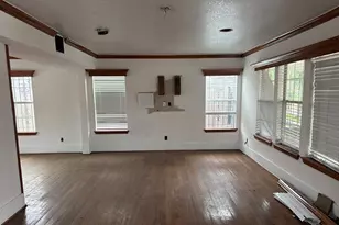 2421 Wilshire St, Houston, TX 77023 - Photo 4