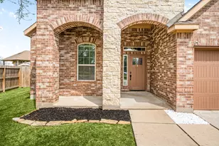 9207 Gilbert Hollow Dr, Rosenberg, TX 77469 - Photo 2