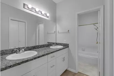 9707 Richmond Avenue #31, Houston, TX 77042 - Photo 14