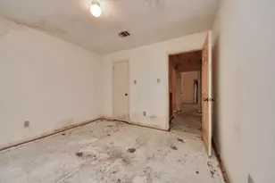 15103 Plaza Libre Dr, Houston, TX 77083 - Photo 30