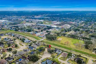 15103 Plaza Libre Dr, Houston, TX 77083 - Photo 6