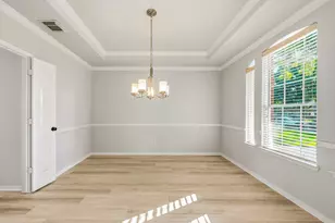 9323 Hudson Bend Cir, Houston, TX 77095 - Photo 10