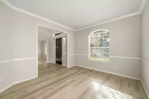 9323 Hudson Bend Cir, Houston, TX 77095 - Photo 8
