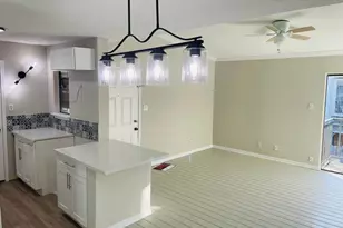 9550 Deering Dr, Houston, TX 77036 - Photo 2