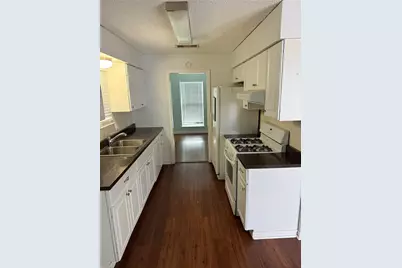 4910 Alamo Drive, Galveston, TX 77551 - Photo 6