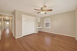 5646 Hazen St, Houston, TX 77081 - Photo 28