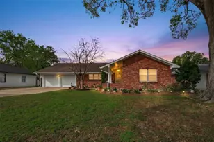 5646 Hazen St, Houston, TX 77081 - Photo 1