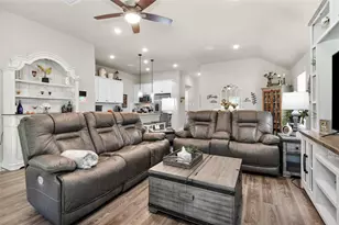 10009 Bigfoot Wallace Dr, Montgomery, TX 77316 - Photo 14