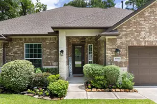 40708 Lost San Saba Ln, Montgomery, TX 77316 - Photo 2