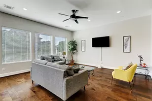 3015 Gillespie St, Houston, TX 77020 - Photo 2