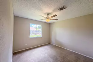 5602 Briarwood Forest Dr, Houston, TX 77088 - Photo 12