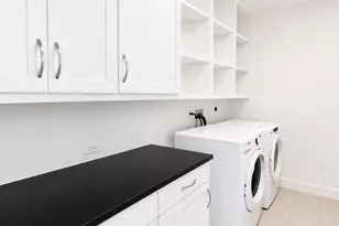 2303 Mid Ln, Houston, TX 77027 - Photo 6