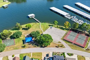 7244 Edgewater Dr, Willis, TX 77318 - Photo 14