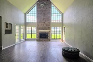 7244 Edgewater Dr, Willis, TX 77318 - Photo 6