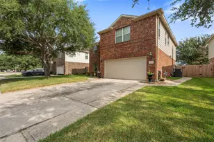 11926 Green Willow Falls Dr, Tomball, TX 77375 - Photo 32