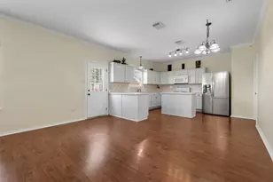 11926 Green Willow Falls Dr, Tomball, TX 77375 - Photo 10