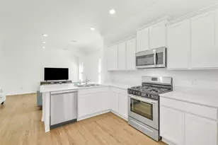 6312 Astoria Park Ln, Houston, TX 77365 - Photo 10