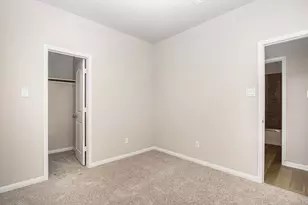 2102 Twin Lakes Blvd, West Columbia, TX 77486 - Photo 14