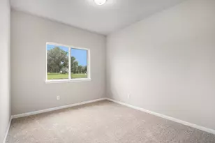 2102 Twin Lakes Blvd, West Columbia, TX 77486 - Photo 18