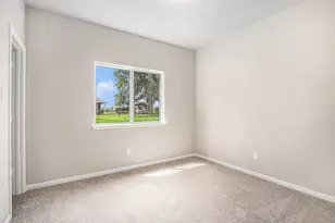 2102 Twin Lakes Blvd, West Columbia, TX 77486 - Photo 14