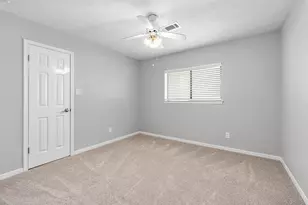 3875 Larkspur St, Alvin, TX 77511 - Photo 22
