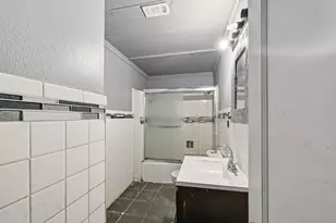 615 Stella St, Baytown, TX 77520 - Photo 12