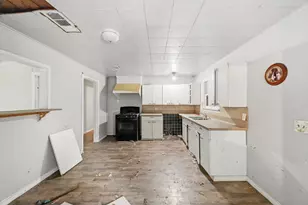 615 Stella St, Baytown, TX 77520 - Photo 8