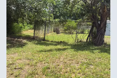 241 E Melton Park Drive, Mercedes, TX 78570 - Photo 6