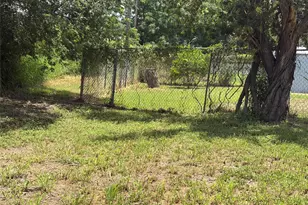 241 E Melton Park Dr, Mercedes, TX 78570 - Photo 6