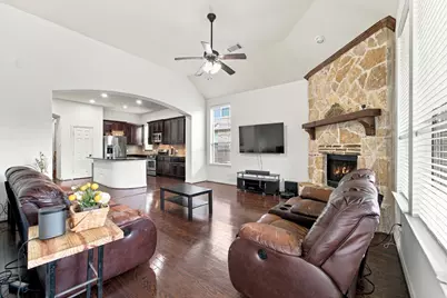19011 Crest Cove Drive, Cypress, TX 77433 - Photo 4