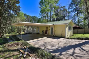 400 Driftwood Dr, Goodrich, TX 77335 - Photo 4