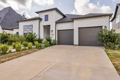 10922 Providence Court, Missouri City, TX 77459 - Photo 2