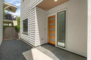 6010 Truro St, Houston, TX 77007 - Photo 4
