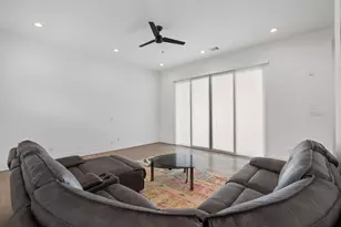 6010 Truro St, Houston, TX 77007 - Photo 20