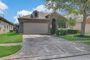 14019 Long Meadow Dr, Houston, TX 77047 - Photo 2