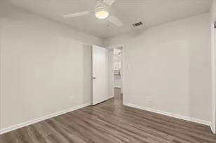 222 Cool Cove, Montgomery, TX 77356 - Photo 16