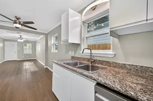 4208 Europa St, Houston, TX 77022 - Photo 16