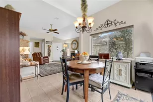 4114 Meadowgold Ln, Houston, TX 77345 - Photo 4