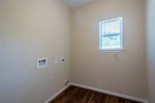 8530 Homewood Ln, Houston, TX 77028 - Photo 16