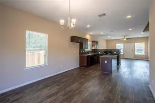 8530 Homewood Ln, Houston, TX 77028 - Photo 4