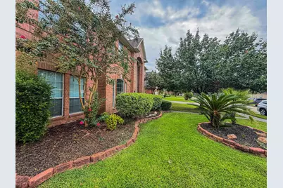 2422 Kilgarney Keep Street, Dickinson, TX 77539 - Photo 2