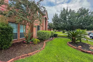 2422 Kilgarney Keep St, Dickinson, TX 77539 - Photo 2