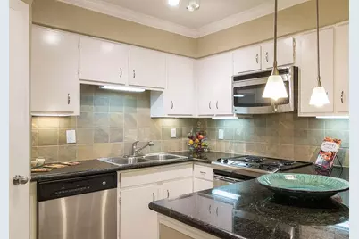 10220 Memorial Drive #E20, Houston, TX 77024 - Photo 4